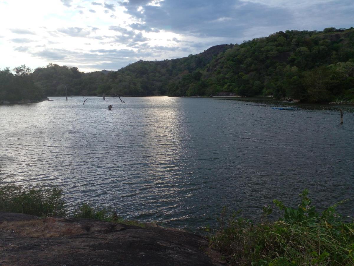 Thomasha Homestay Уэллавайя Экстерьер фото