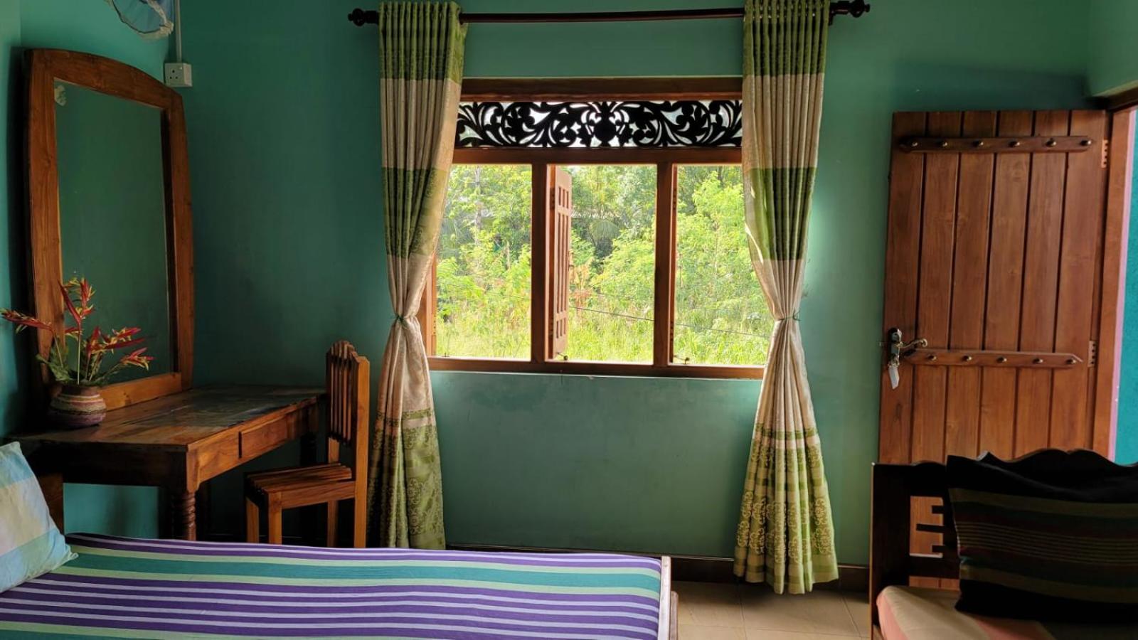 Thomasha Homestay Уэллавайя Экстерьер фото